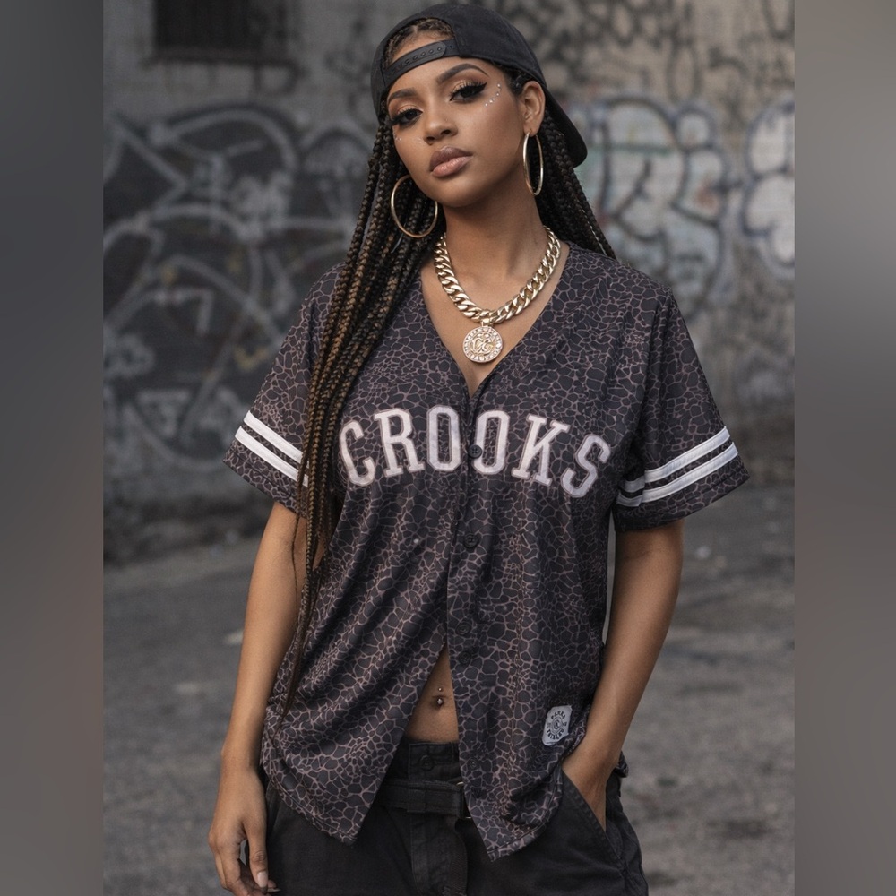 Crooks & Castles Femme Baseball Jersey Giraffe Print Streetwear Top Size S
